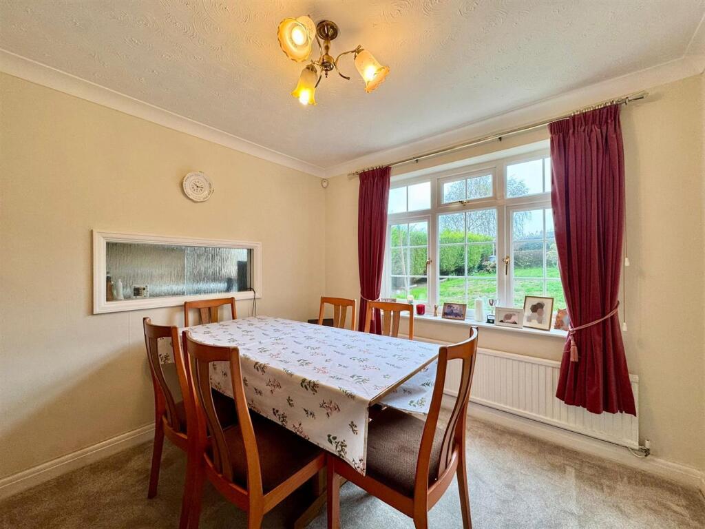 Kinver Croft, Walmley, Sutton Coldfield – další