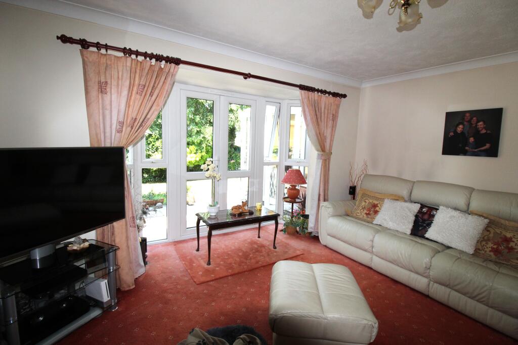 House in Chorley, Clayton-le-Woods - View 4