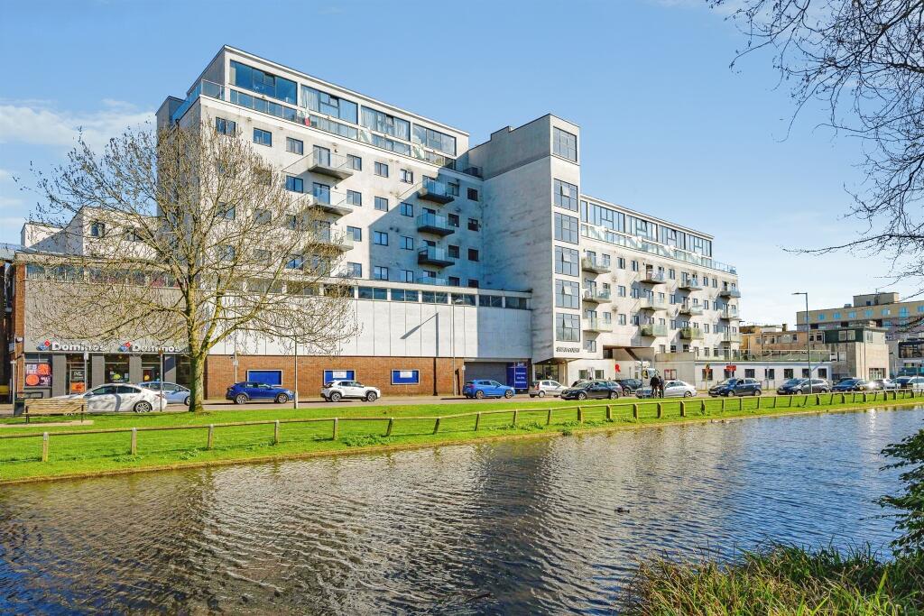 Main image of property: Waterhouse Street, Hemel Hempstead