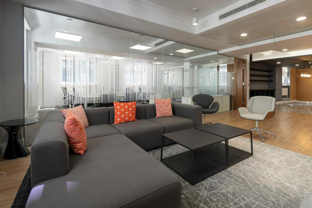 MC4414-4326-HR-2LR.jpg