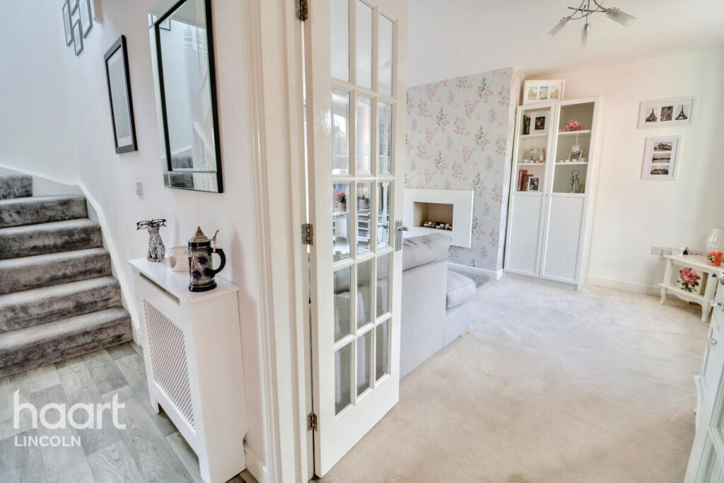 4-bed detached on Private Lane, Normanby-By-Spital, £360,000