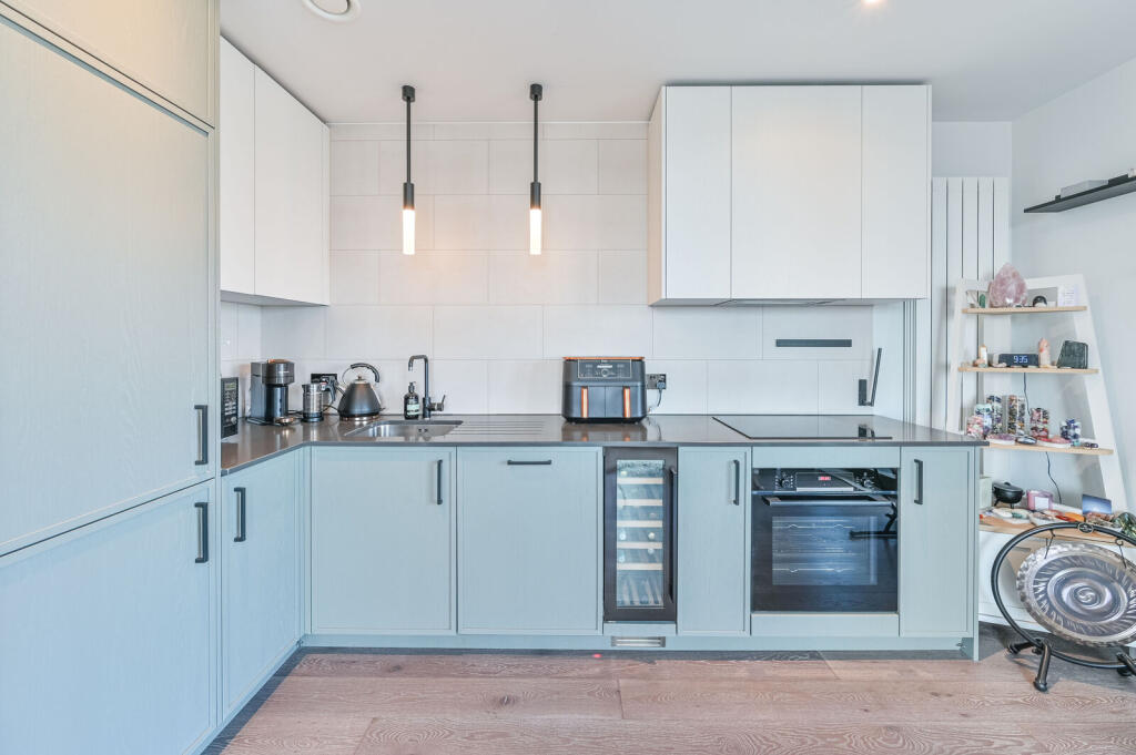 Apartment in London, Royal Borough of Greenwich - View 4
