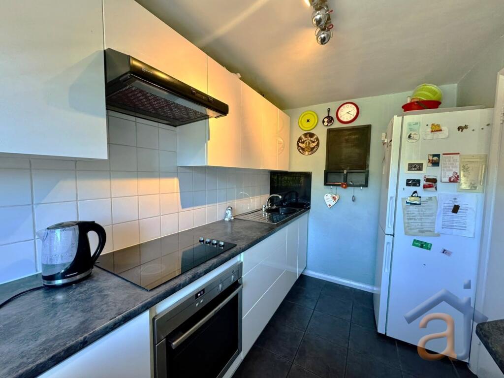 Apartment in Preston - More