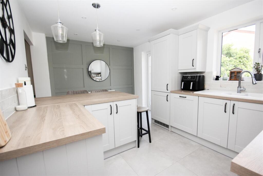 House in Wellingborough - View 3