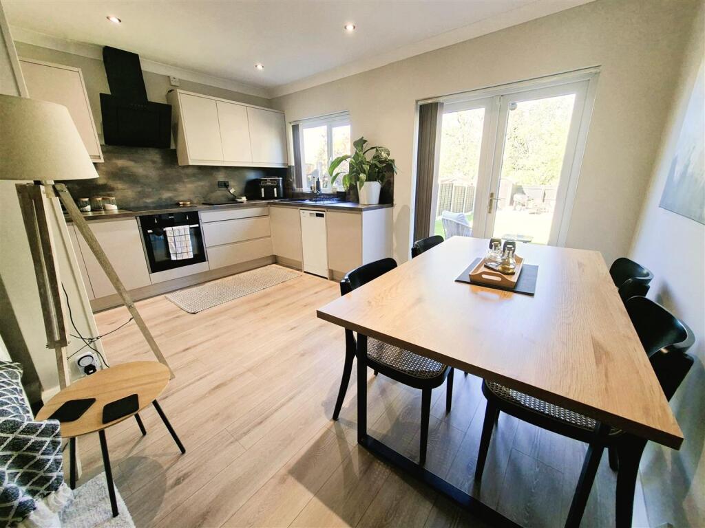 House in Birmingham, Lyndon Green - View 6