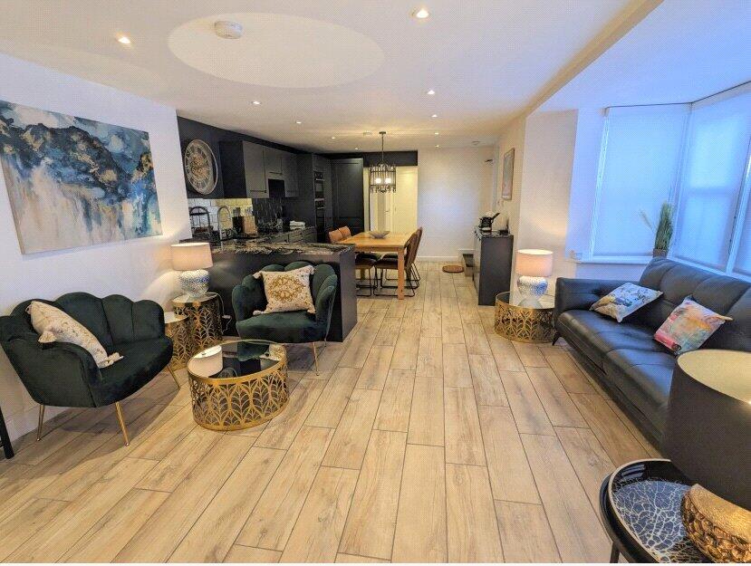 Apartment in Pondwell, Nettlestone and Seaview - View 3