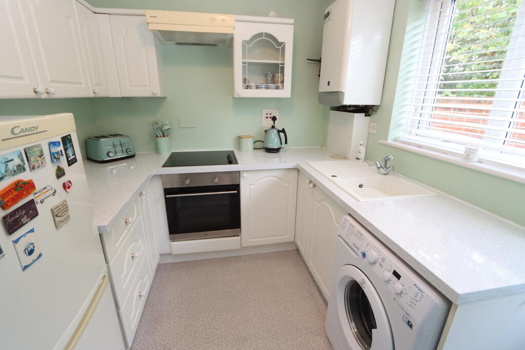 Newsteads Close,
Whitley Bay, Tyne and Wear,
NE25 9YA photo 4