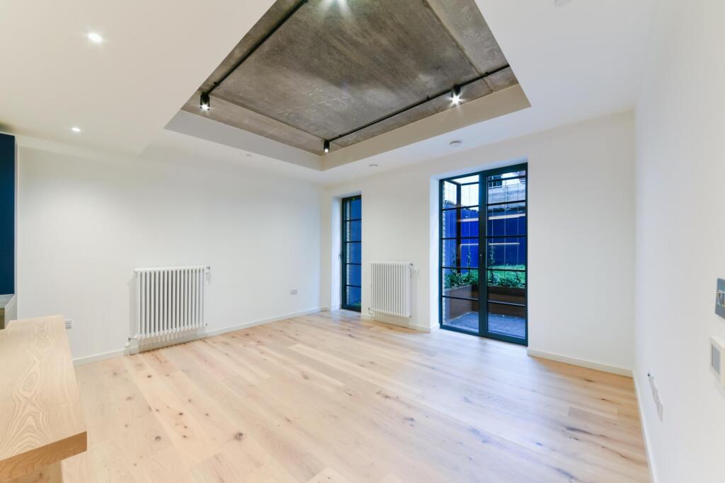 Rendel House, Goodluck Hope, London, E14 photo 3