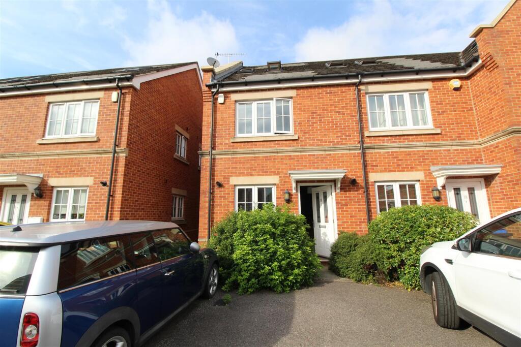 Main image of property: Derisley Close, Byfleet