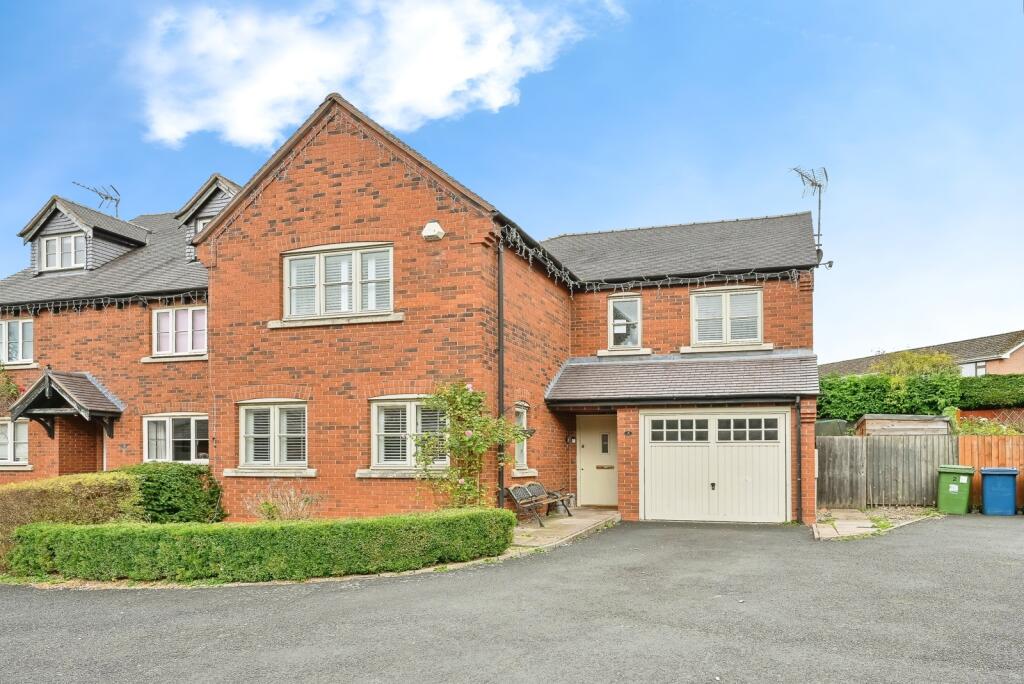5-bed detached on Church View, Great Haywood, Stafford, Staffordshire, ST18, £425,000