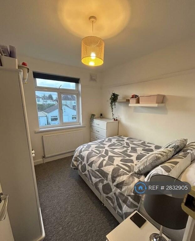 5 bedroom terraced house for rent