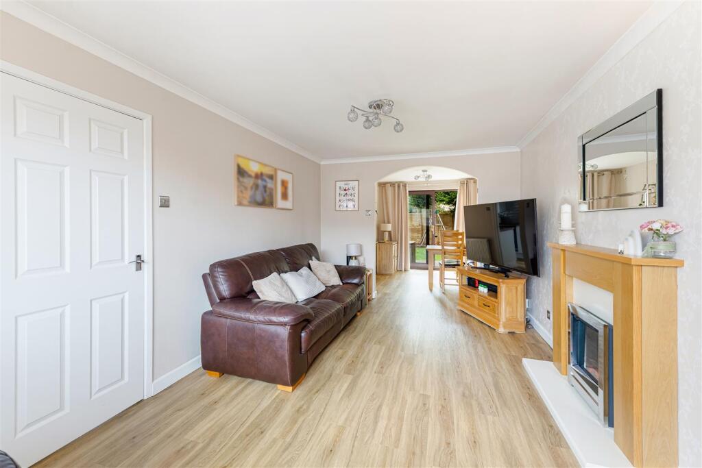Helston Road, Nailsea photo 5