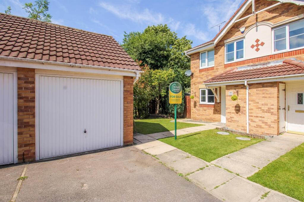 Main image of property: Oakmont Close', Normanton