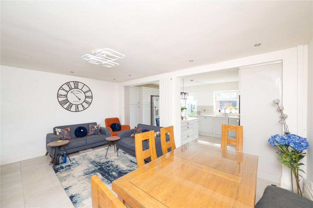 House in St Albans - View 4