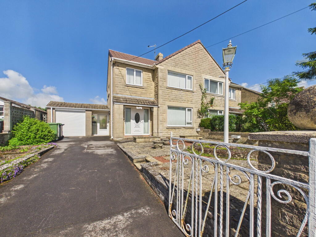 Main image of property: Lucinda, Hilmarton, Hilmarton, Calne, SN11 8SG