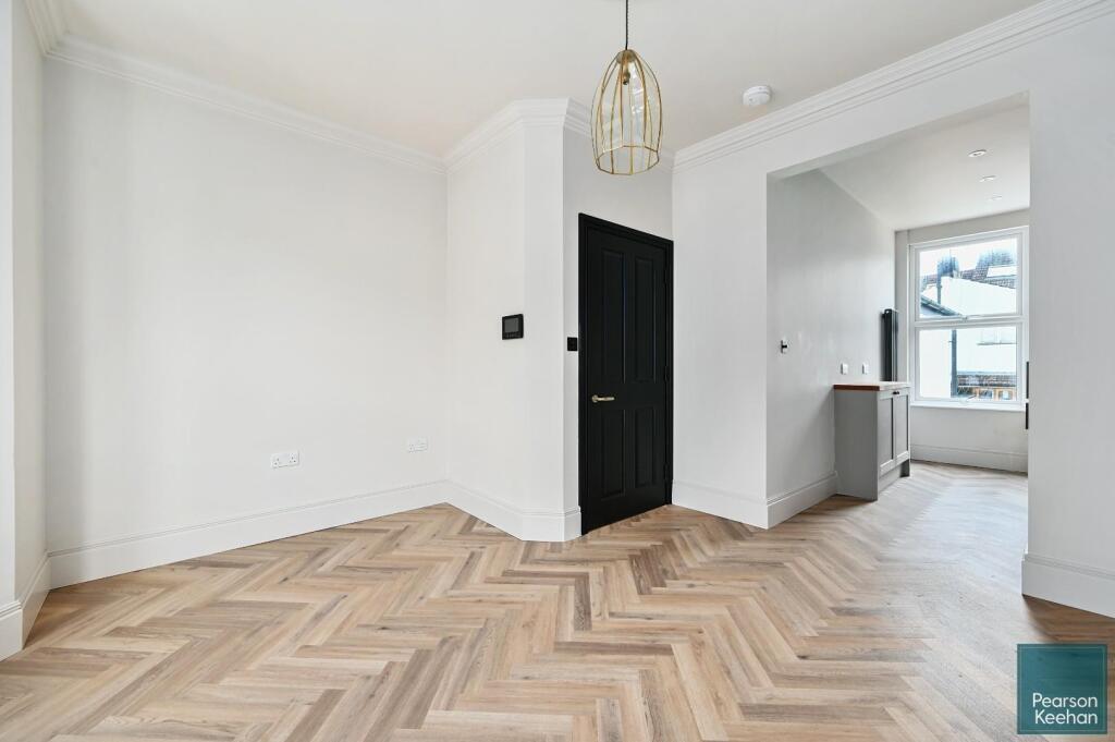 Apartment in Brighton - View 5