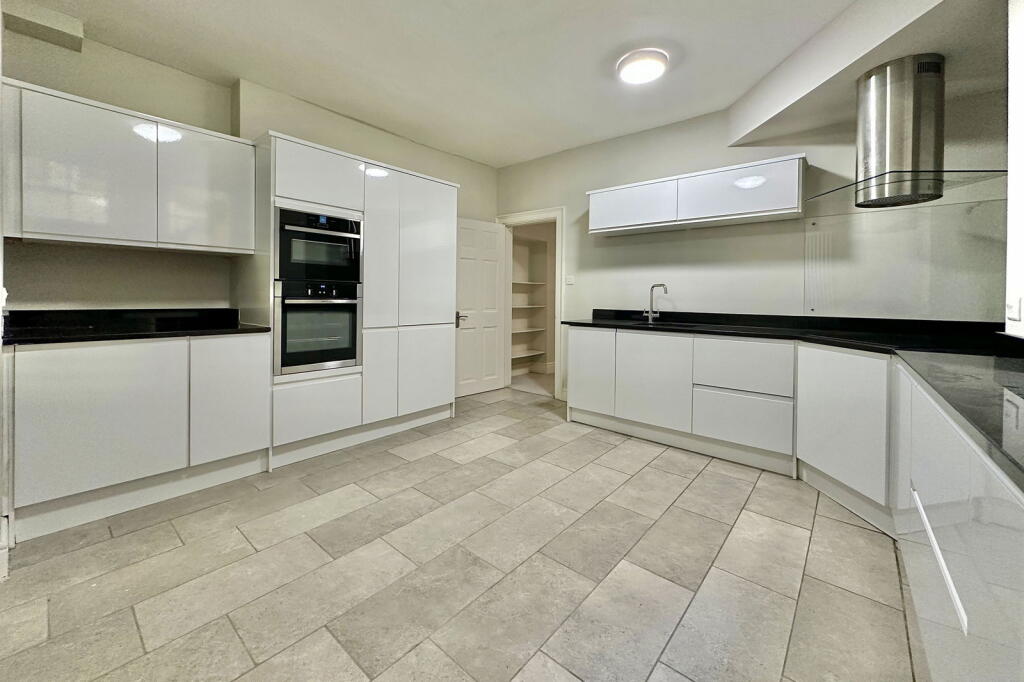 Apartment in Bath, Bathwick - View 3