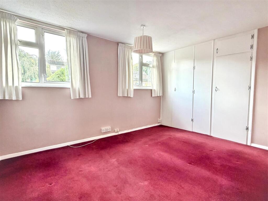 House in Reading - More