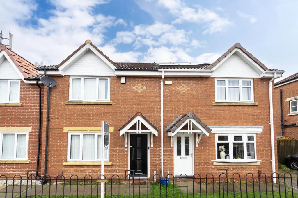 4-bed semi-detached on Camberley Road, Wallsend, £219,950