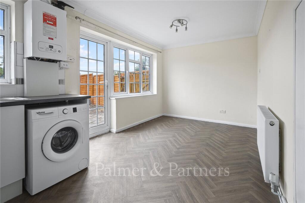 House in Colchester, Greenstead Estate, Greenstead - View 5