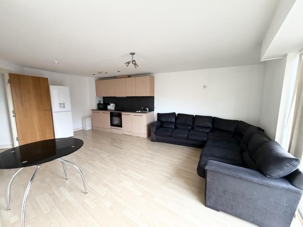 Apartment in Birmingham, West Midlands - View 2