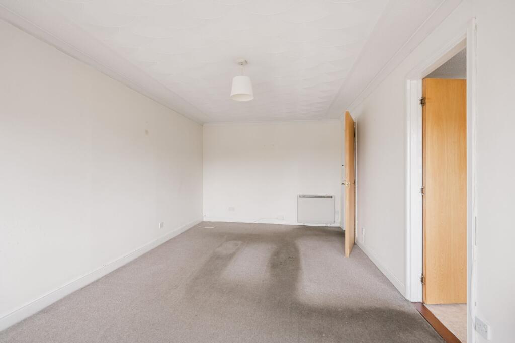 Apartment in Glasgow - View 3