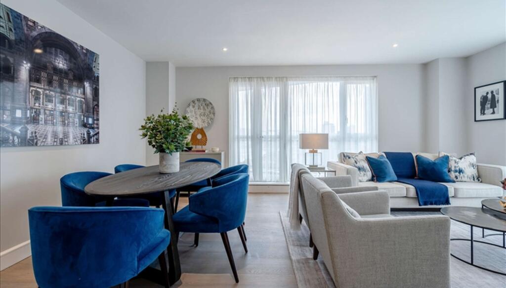 Main image of property: Westferry Circus, London, E14