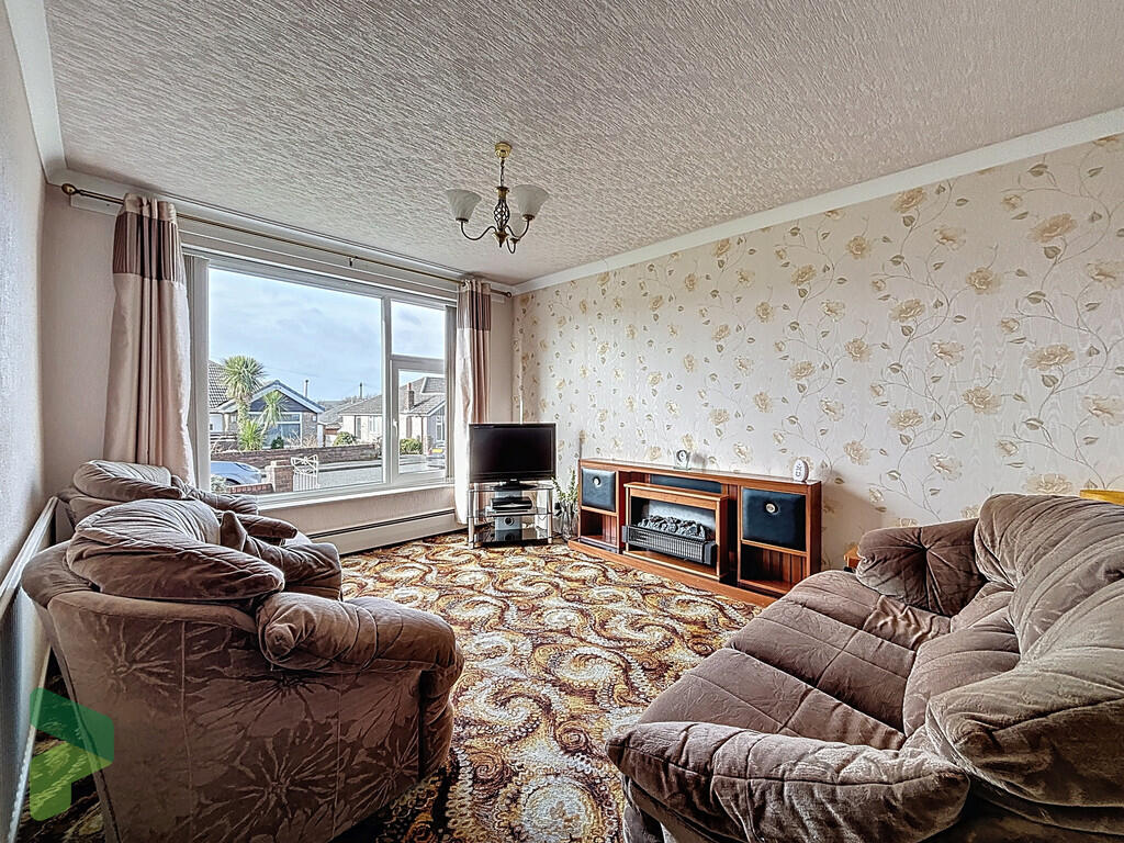 Ambleside Drive, Darwen photo 5