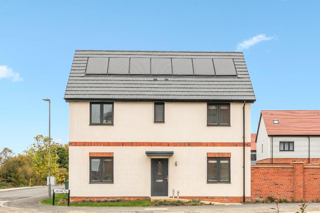 Main image of property: Parda Alpina Drive, Milton Keynes, Buckinghamshire, MK8