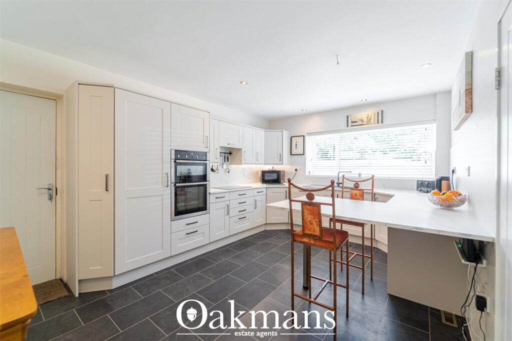 House in Worcester - View 5