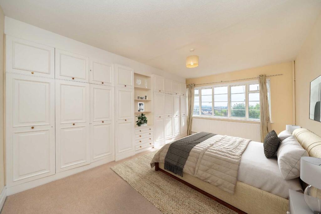 Apartment in London - View 4