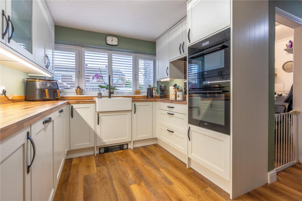 House in Ipswich - View 3