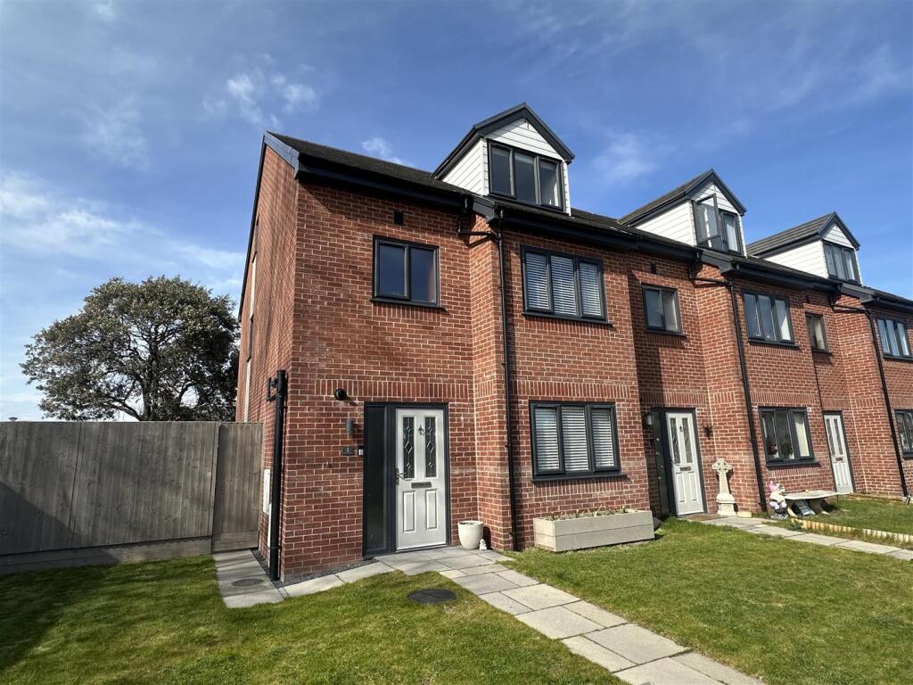 Main image of property: Clos Elwy, Abergele