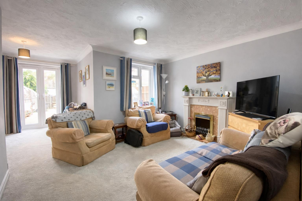 4, Poppy Close, Calne photo 3