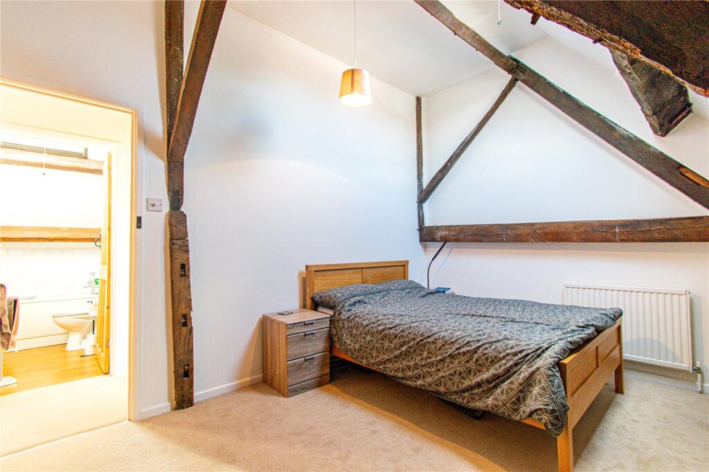House in Basingstoke and Deane, Kingsclere - View 4