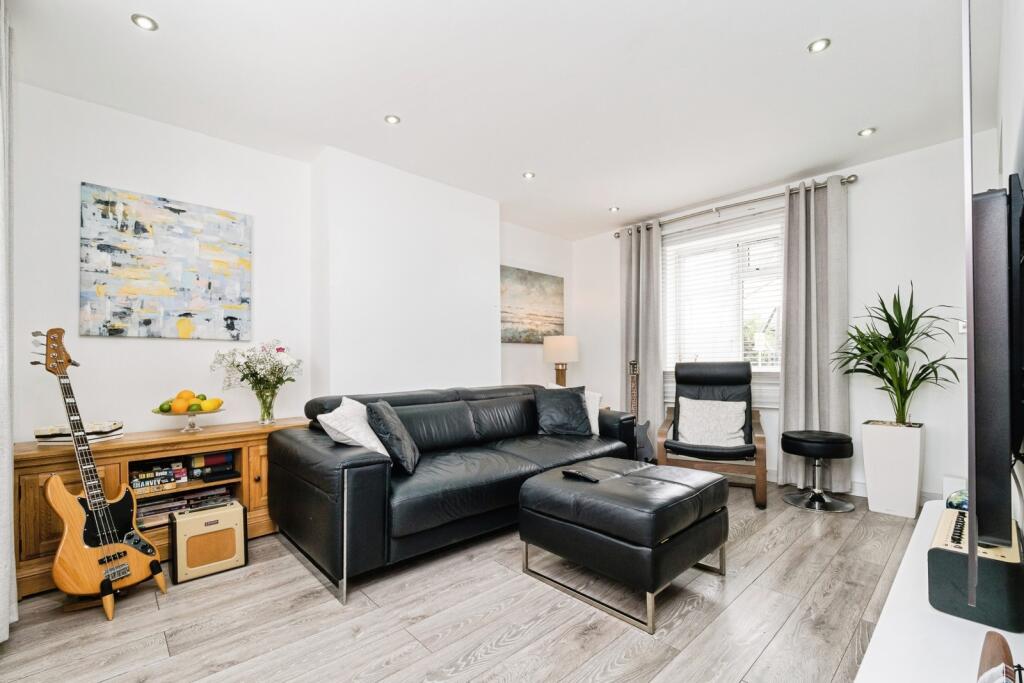 House in Ilford - View 5