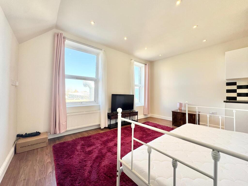 Main image of property: Peckham High Street, SE15