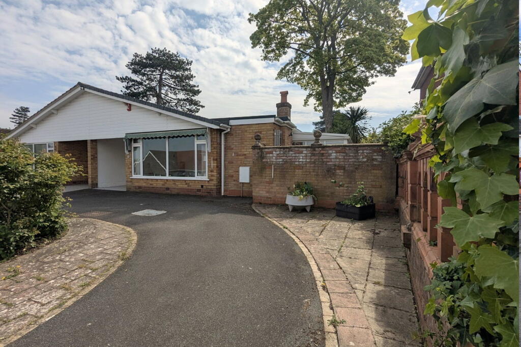 14 Goodwood Avenue, Battenhall, Worcester. WR5 2HR, Worcester. WR5 2HR