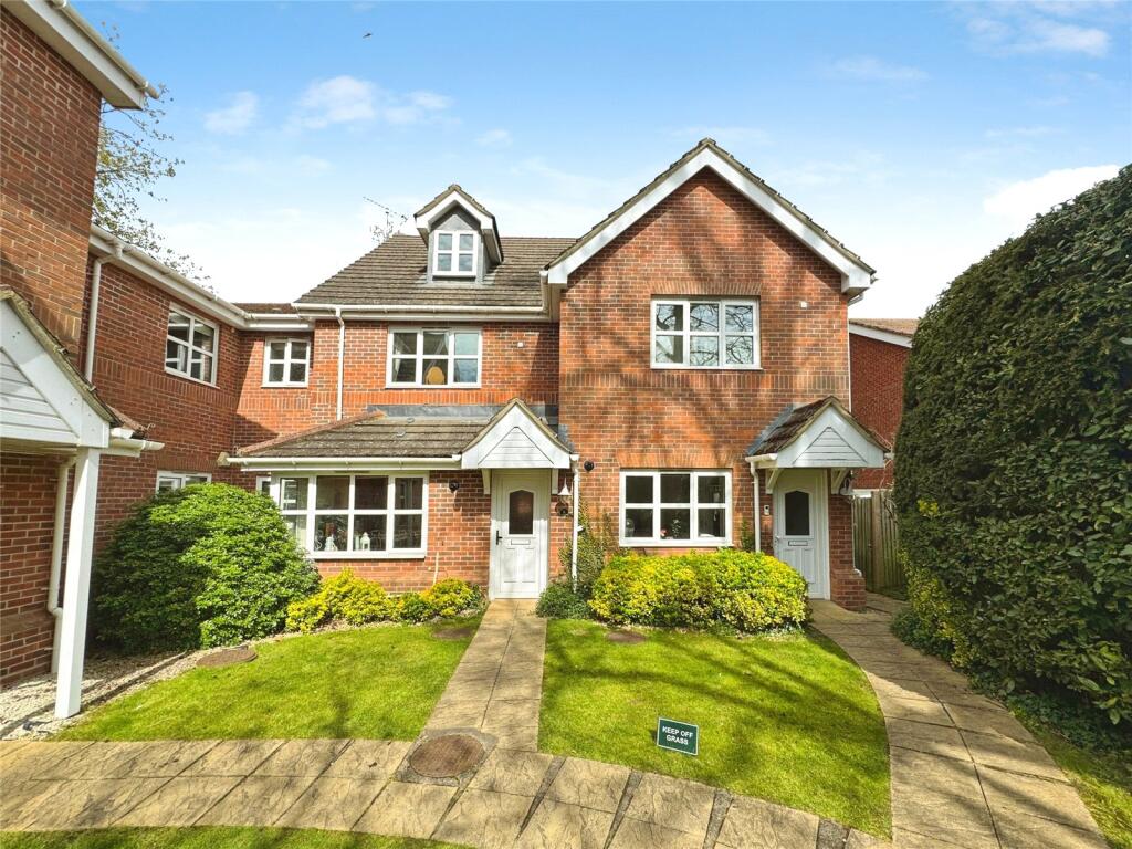 Main image of property: Michaels Chase, Caversham, Reading, Berkshire, RG4