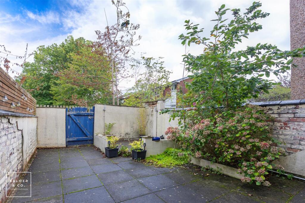 House in Bolton - View 4