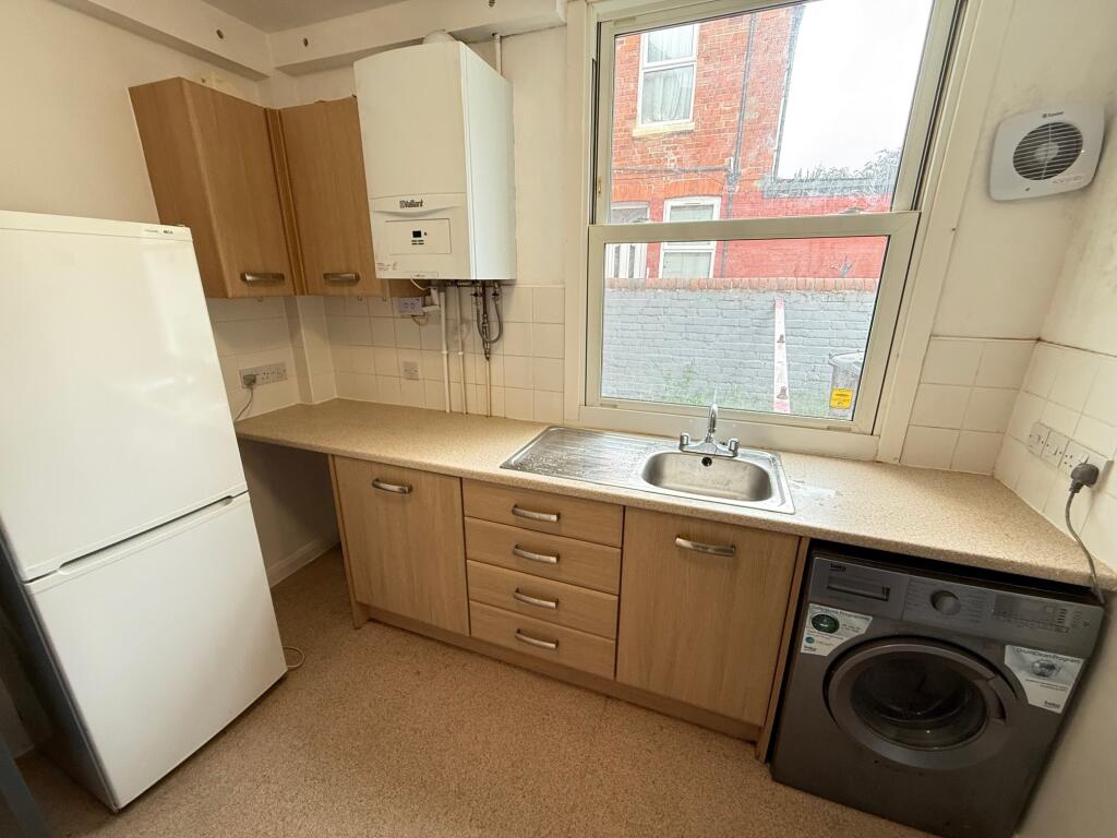 Apartment in Nottingham, Nottinghamshire - View 5