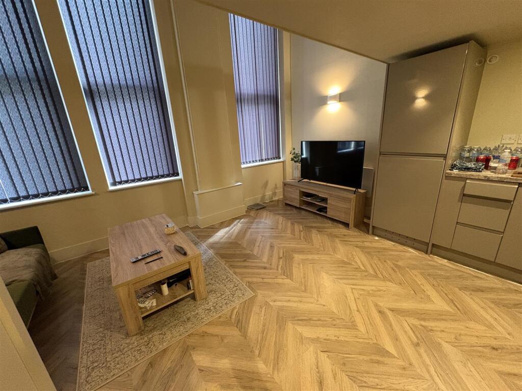 Main image of property: The Headrow, Leeds