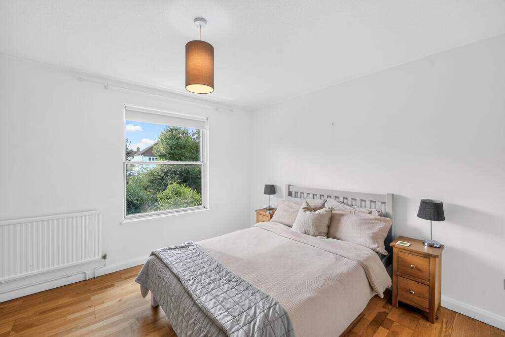 House in London - View 4