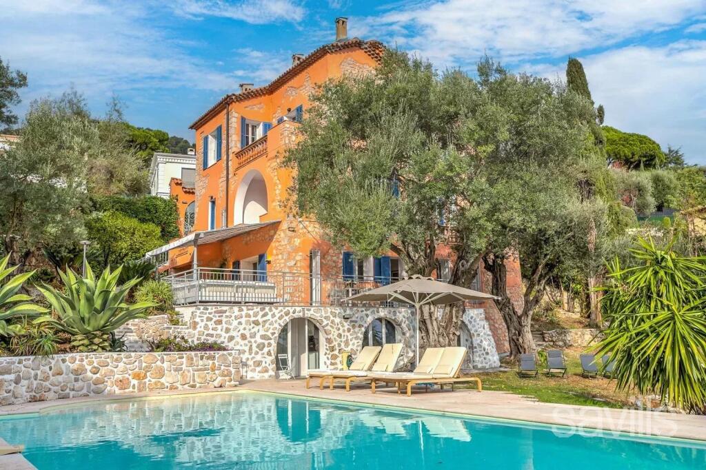 Main image of property: Provence-Alps-Cote d`Azur, Alpes-Maritimes, Roquebrune-Cap-Martin