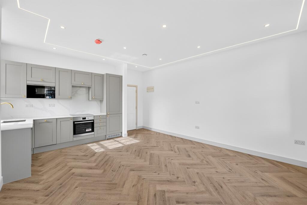 Apartment in London - View 4