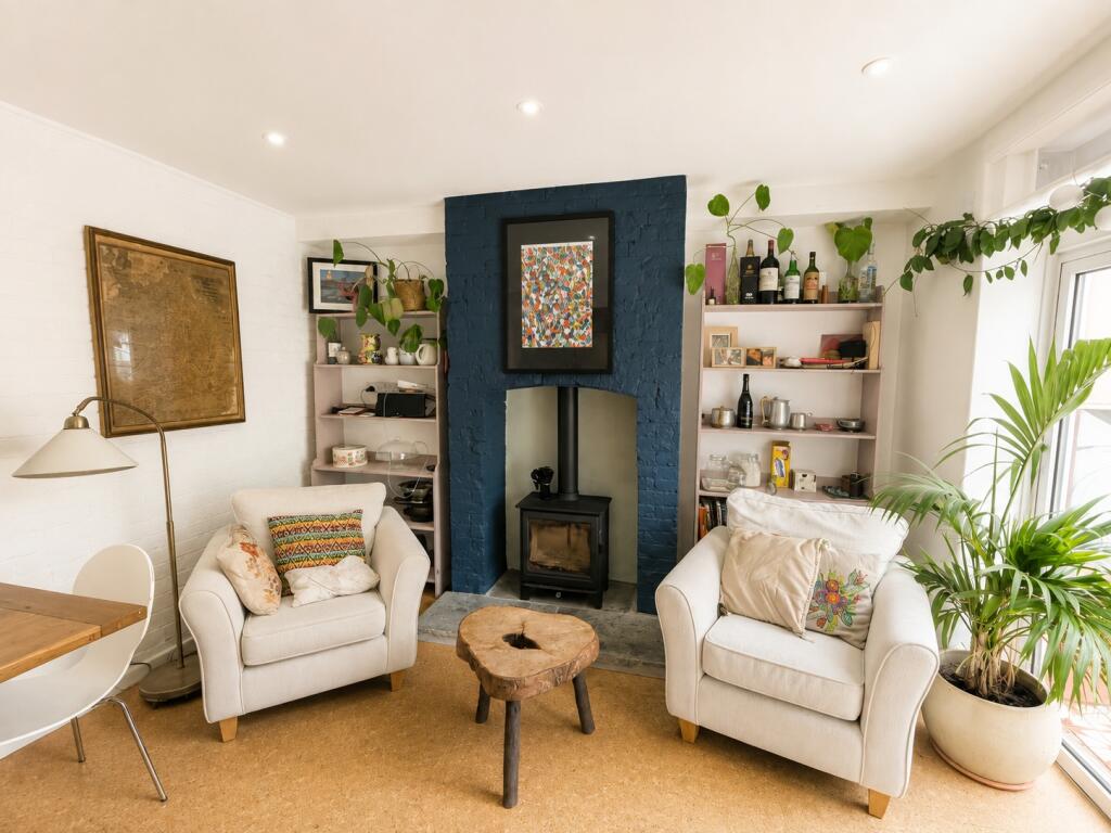 Luccombe Terrace, Bratton, Westbury - View 5