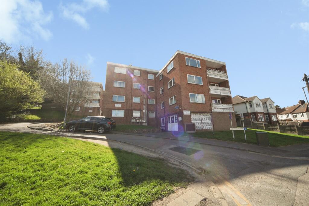 Main image of property: Bonnick Close, Luton