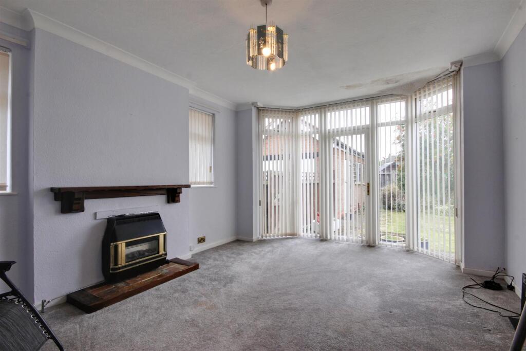Oakdene, Cottingham photo 3