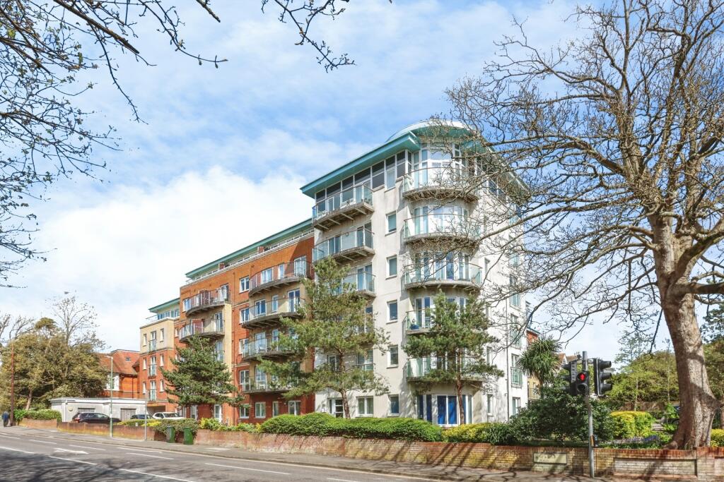 Apartment in Bournemouth - View 4