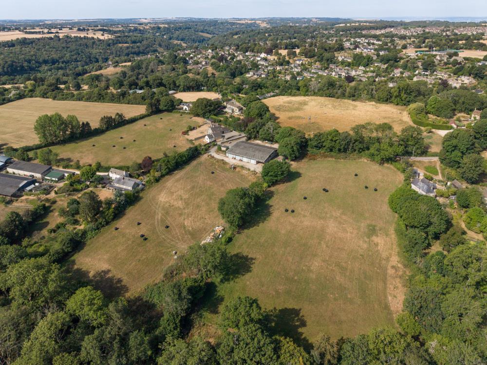 House in Gloucester - View 2